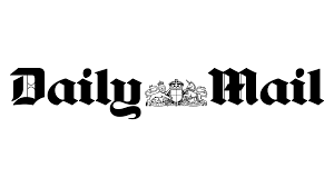 collagen elixir Uitgelichte prijsuitreiking in Daily Mail met winnaar en bijbehorende trofee.